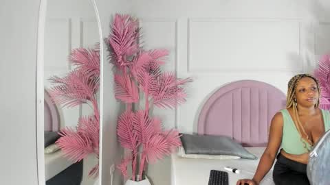 hanaahquinn online show from 01/16/26, 11:36