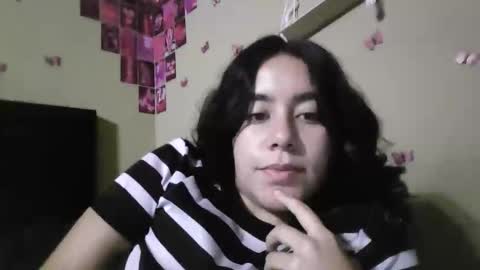 Hanah Montana Independent model online show from 05/19/26, 12:16