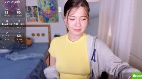 Snapshot of hanahwoods chatting on 11/23/25, 03:34 hanahwoods online show from 11/23/25, 03:34