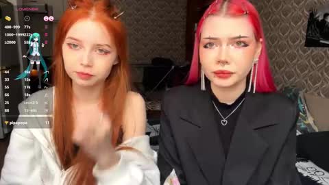 Snapshot of hananocha chatting on 02/13/26, 08:54 Tori and Asuna online show from 02/13/26, 08:54