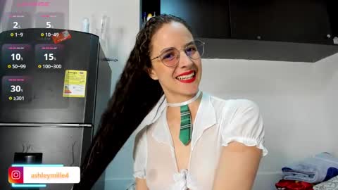 Snapshot of hanasleep chatting on 11/09/25, 07:01 hanasleep online show from 11/09/25, 07:01