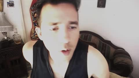 Snapshot of handsome_invictusiv chatting on 12/22/25, 06:05 handsome_invictusiv online show from 12/22/25, 06:05