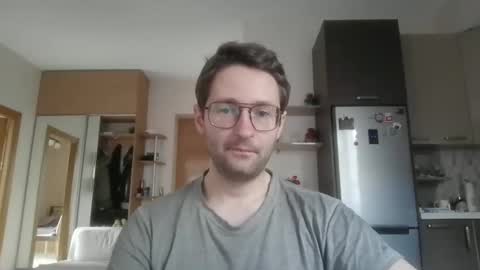 Snapshot of handsome_sasha chatting on 01/20/25, 07:04 Sasha online show from 01/20/25, 07:04