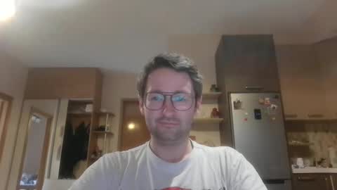 Snapshot of handsome_sasha chatting on 02/04/25, 12:33 Sasha online show from 02/04/25, 12:33