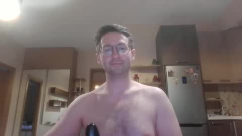 Snapshot of handsome_sasha chatting on 02/28/25, 02:20 Sasha online show from 02/28/25, 02:20