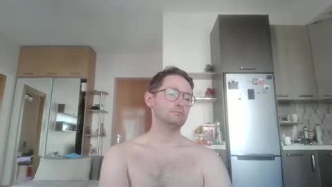 Snapshot of handsome_sasha chatting on 03/06/25, 12:09 Sasha online show from 03/06/25, 12:09