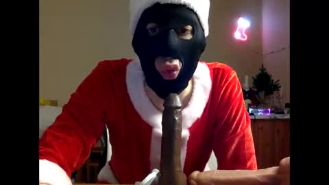 Snapshot of handsomealfie chatting on 12/06/24, 05:33 HandsomeAlfie online show from 12/06/24, 05:33