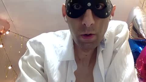 Snapshot of handsomealfie chatting on 07/12/26, 10:06 HandsomeAlfie online show from 07/12/26, 10:06
