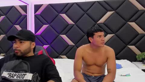 leonardfarrucknick and otis online show from 10/22/25, 01:11