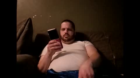 Snapshot of handsomedaddy198924 chatting on 04/07/26, 06:36 Handsomedaddy198923 online show from 04/07/26, 06:36