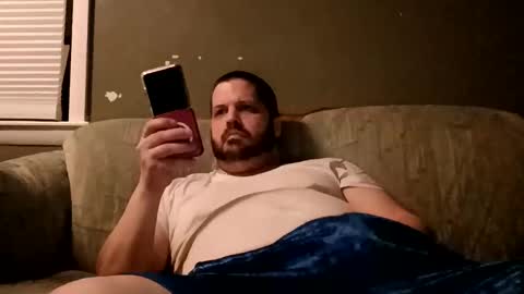 Snapshot of handsomedaddy198924 chatting on 04/24/26, 07:11 Handsomedaddy198923 online show from 04/24/26, 07:11