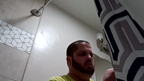 Snapshot of handsomedaddy198924 chatting on 06/25/26, 07:24 Handsomedaddy198923 online show from 06/25/26, 07:24