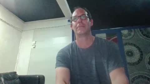 handsomeguy4ever online show from 05/06/26, 07:41
