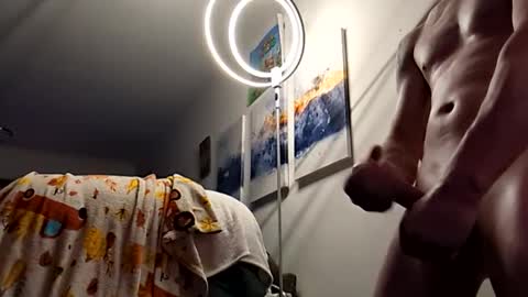 Snapshot of handsomerob42 chatting on 10/03/25, 08:06 handsomerob42 online show from 10/03/25, 08:06