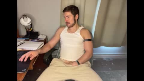 handsumhung online show from 03/04/26, 08:26