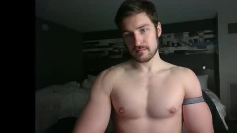 handsumhung online show from 03/18/26, 12:36