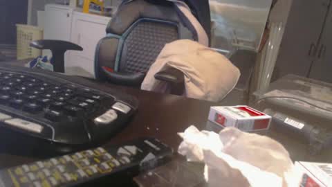 Snapshot of handyman5303 chatting on 01/30/25, 09:25 Handystudman online show from 01/30/25, 09:25