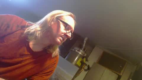 Snapshot of handyman5303 chatting on 02/20/25, 07:12 Handystudman online show from 02/20/25, 07:12