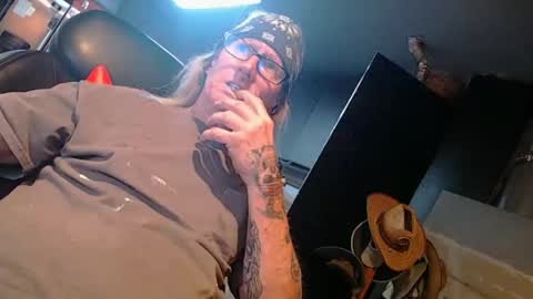 handystud33 online show from 03/04/26, 07:36