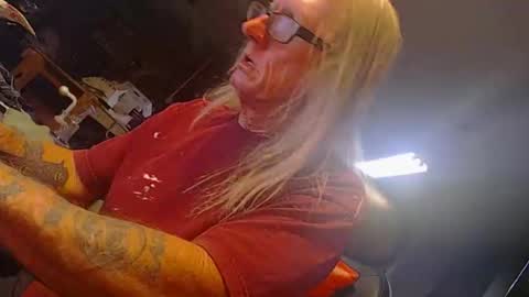 handystud33 online show from 04/04/26, 08:56