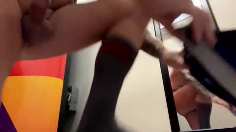 hangit0ut online show from 12/16/25, 05:18