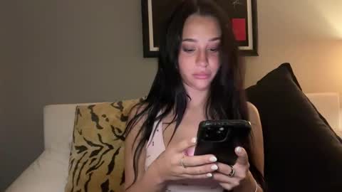 Vanessa online show from 06/11/26, 03:15