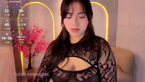 Snapshot of hani_amber_tx chatting on 07/26/26, 12:45 Follow me.. Live 730 to 1400 online show from 07/26/26, 12:45