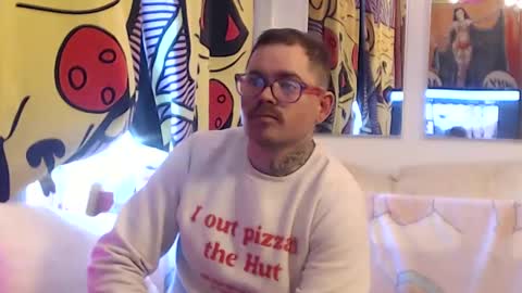 Snapshot of hankrams chatting on 01/14/25, 08:26 hank rams online show from 01/14/25, 08:26