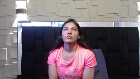 Snapshot of hanna13_ chatting on 10/30/25, 09:15 Hanna online show from 10/30/25, 09:15