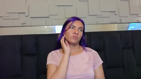 Snapshot of hanna13_ chatting on 11/08/25, 06:40 Hanna online show from 11/08/25, 06:40