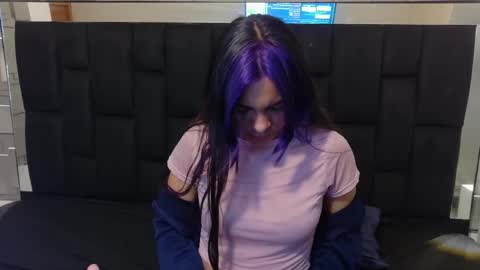 Snapshot of hanna13_ chatting on 11/14/25, 08:29 Hanna online show from 11/14/25, 08:29