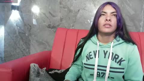 Snapshot of hanna13_ chatting on 11/18/25, 11:25 Hanna online show from 11/18/25, 11:25