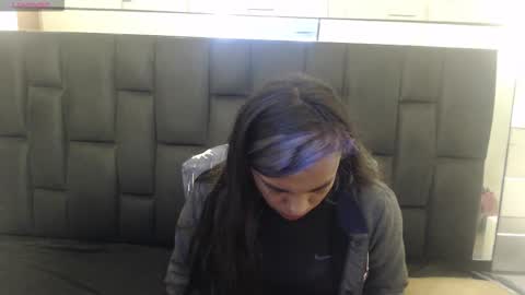 Snapshot of hanna13_ chatting on 12/15/25, 03:16 Hanna online show from 12/15/25, 03:16