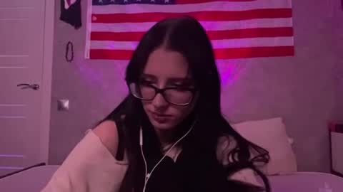 hanna3mominty online show from 06/23/26, 08:40