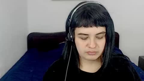 Snapshot of hanna99moon chatting on 09/19/25, 03:45 JUANA online show from 09/19/25, 03:45