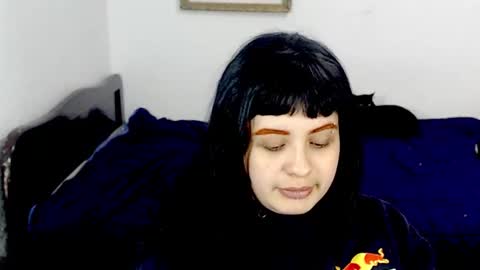 Snapshot of hanna99moon chatting on 10/02/25, 07:10 JUANA online show from 10/02/25, 07:10