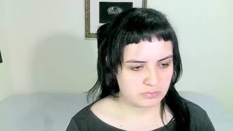 Snapshot of hanna99moon chatting on 11/20/25, 03:12 JUANA online show from 11/20/25, 03:12