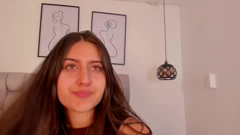 hanna__evans_ online show from 11/01/25, 12:51