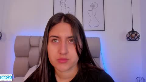 hanna__evans_ online show from 02/18/26, 12:01