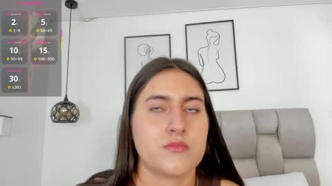 hanna__evans_ online show from 04/11/26, 12:31