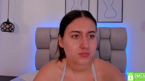 hanna__evans_ online show from 05/20/26, 11:27