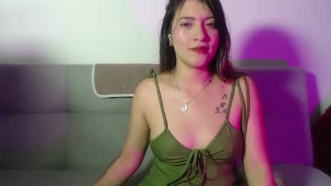 Snapshot of hanna__jones7 chatting on 08/04/26, 11:40 Hanna online show from 08/04/26, 11:40