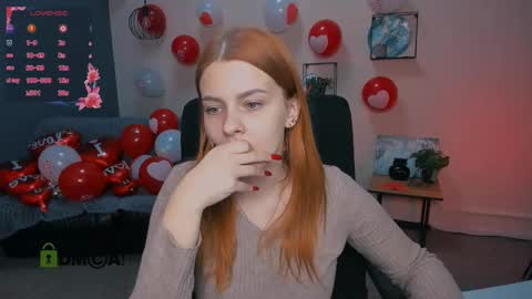 Snapshot of hanna__moon1 chatting on 02/19/25, 09:39 Hanna online show from 02/19/25, 09:39