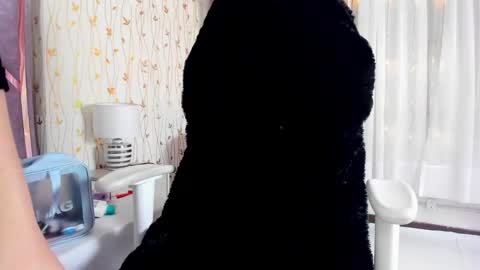  hanna  online show from 03/08/25, 03:17