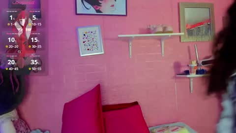  hanna  online show from 11/26/25, 03:07