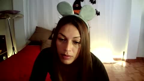 Hanna charming online show from 10/11/25, 06:39