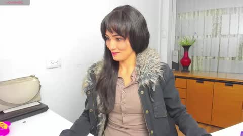 Sara online show from 11/19/25, 08:31