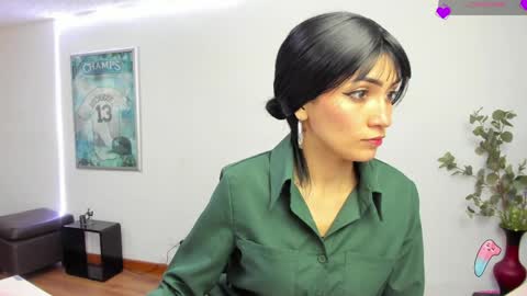 Sara online show from 06/01/26, 01:02