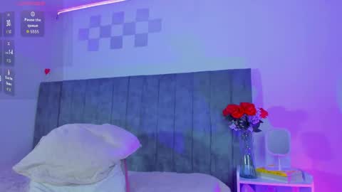 hanna_connorss online show from 04/13/26, 09:53