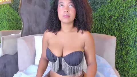 Hanna online show from 12/21/25, 02:24